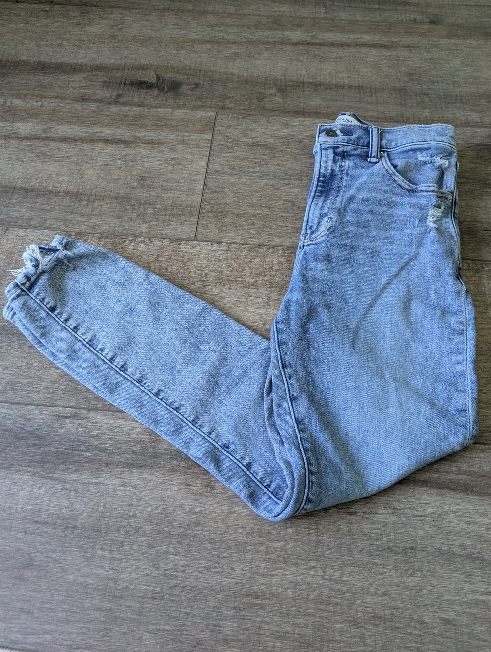 Abercrombie & Fitch Distressed high-rise super skinny - Picture 6 of 7